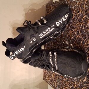 DYKHMILY shoes